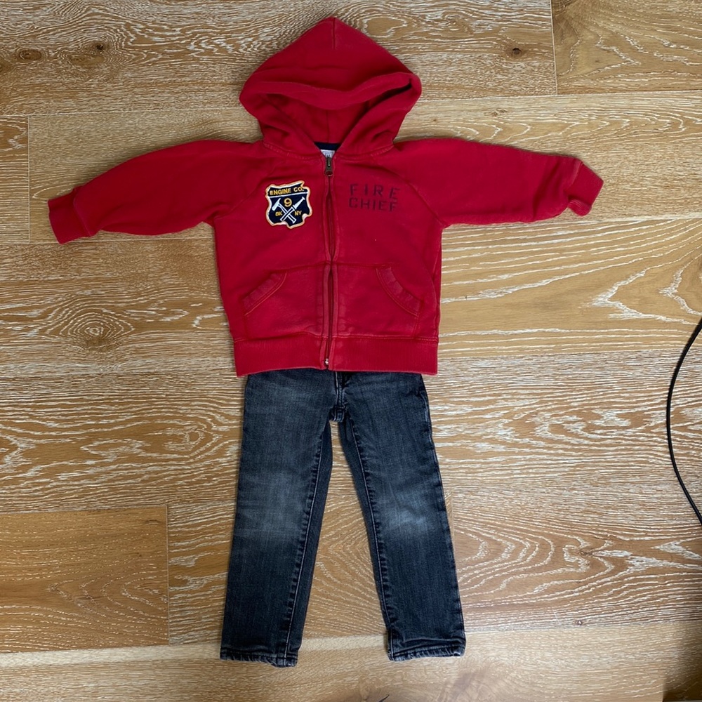 Gap Vintage hooded fire engine sweatshirt & black stone washed Jeans - Size 3